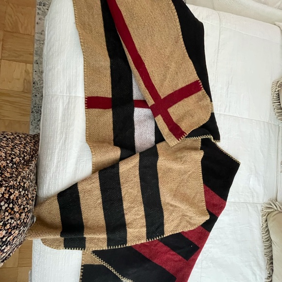 Multicolored Shawl - Picture 5 of 5